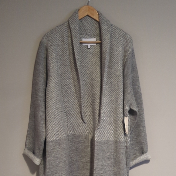 Liverpool Gray Women's Cardigan - Picture 4 of 7